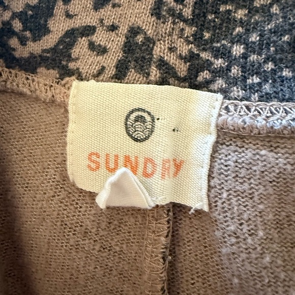 Sundry Snake Print Joggers in Size 2 (Medium) - Picture 4 of 5